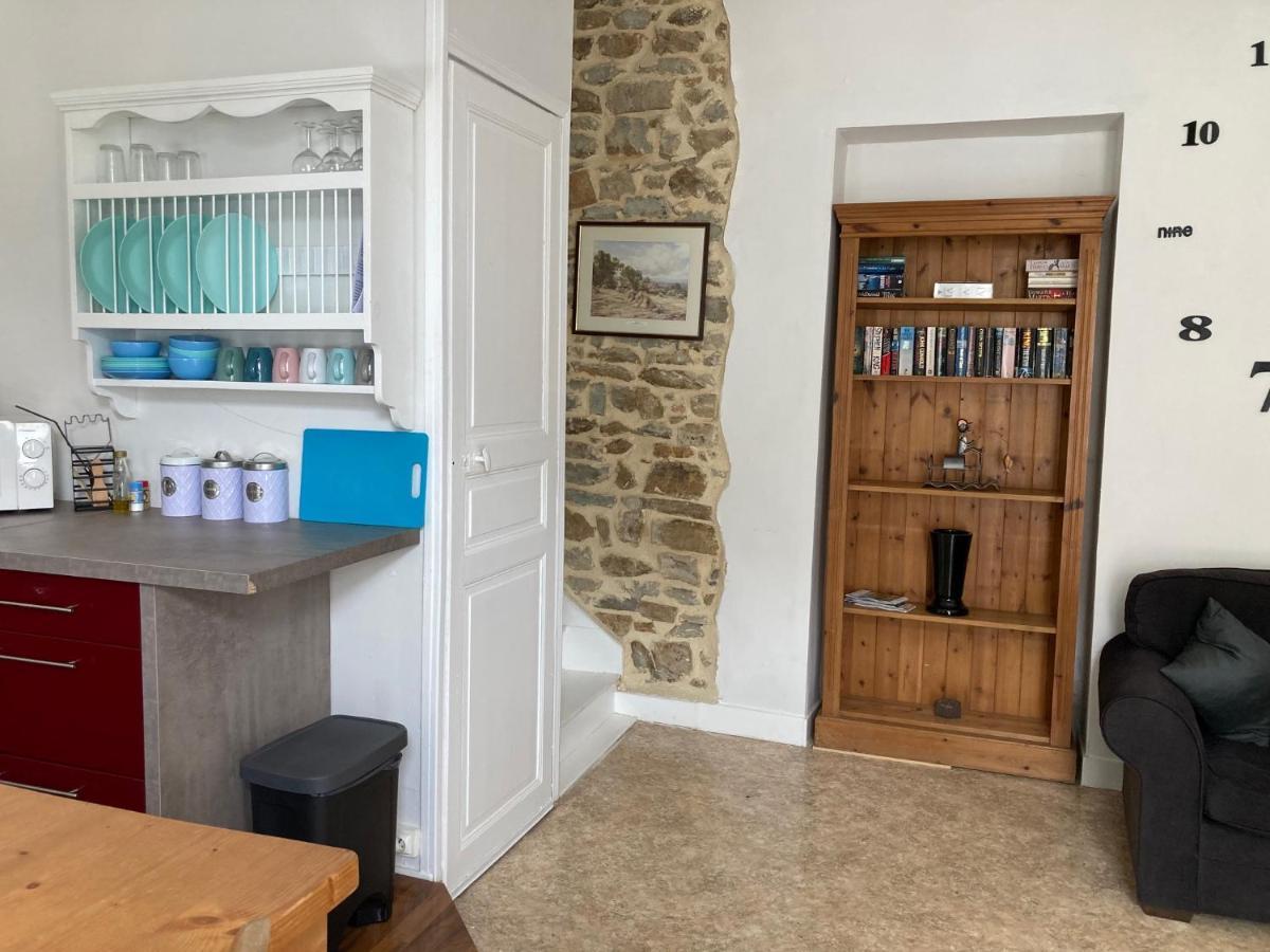 La Petite Maison - Self Catering Pre-en-Pail-Saint-Samson Eksteriør billede