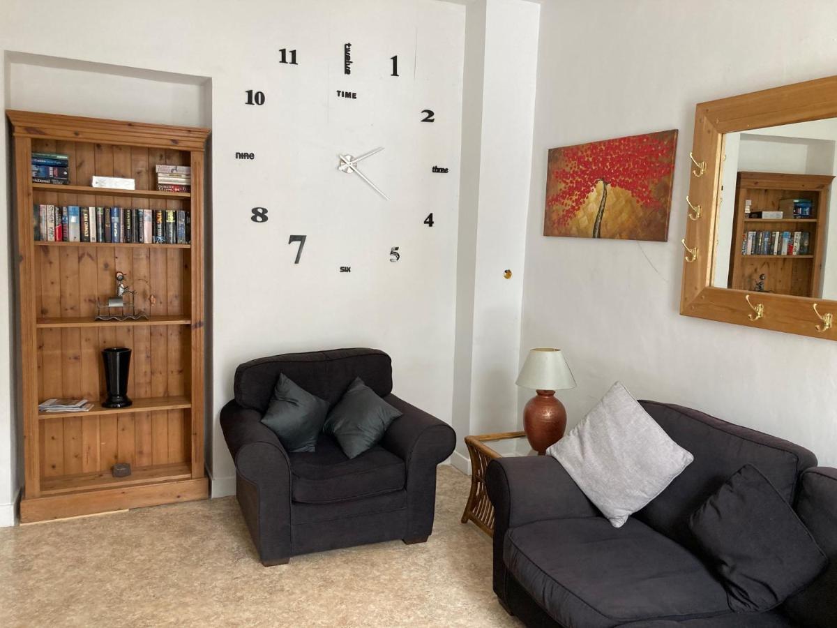 La Petite Maison - Self Catering Pre-en-Pail-Saint-Samson Eksteriør billede